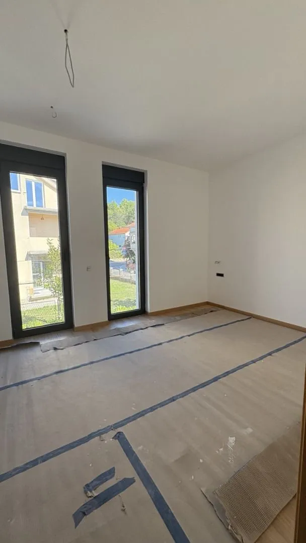 Sale, two bedroom apartment, 6837m², Tivat, Crna Gora