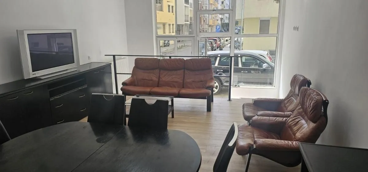 Rent, office space, 63m², Sajmište, Novi Sad