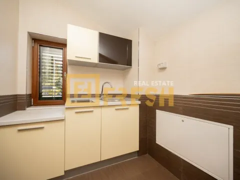 Rent, house, 380m², Mareza, Podgorica - image 55