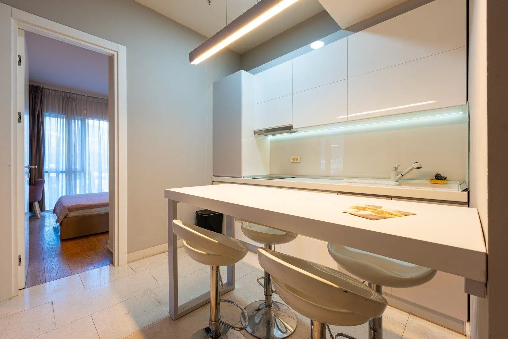 Prodaja, dvosoban stan, 89m², Tre Canne, Budva