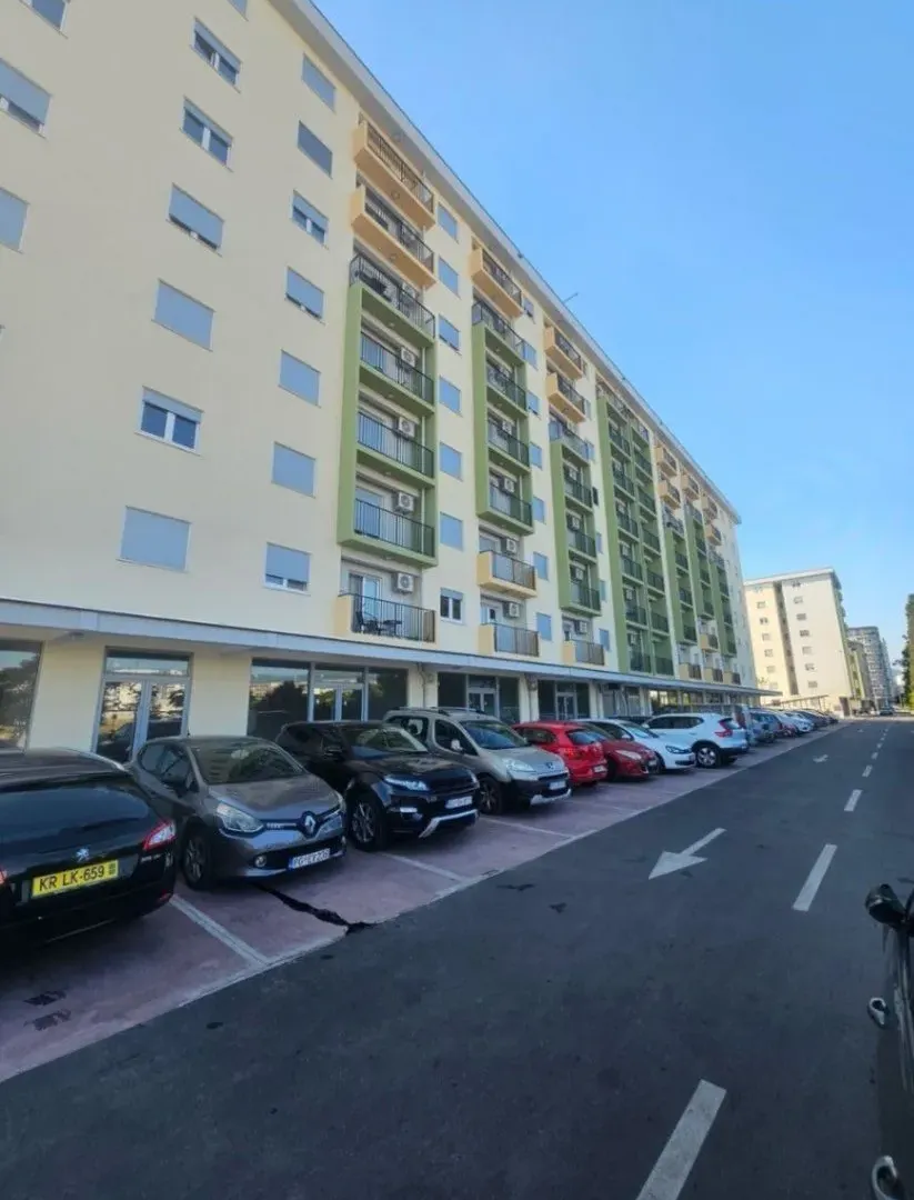 Izdavanje, jednosoban stan, 40m², Zabjelo, Podgorica