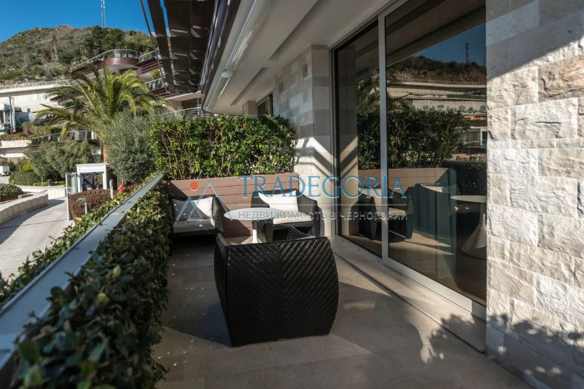 Prodaja, jednosoban stan, 95m², Budva, Crna Gora