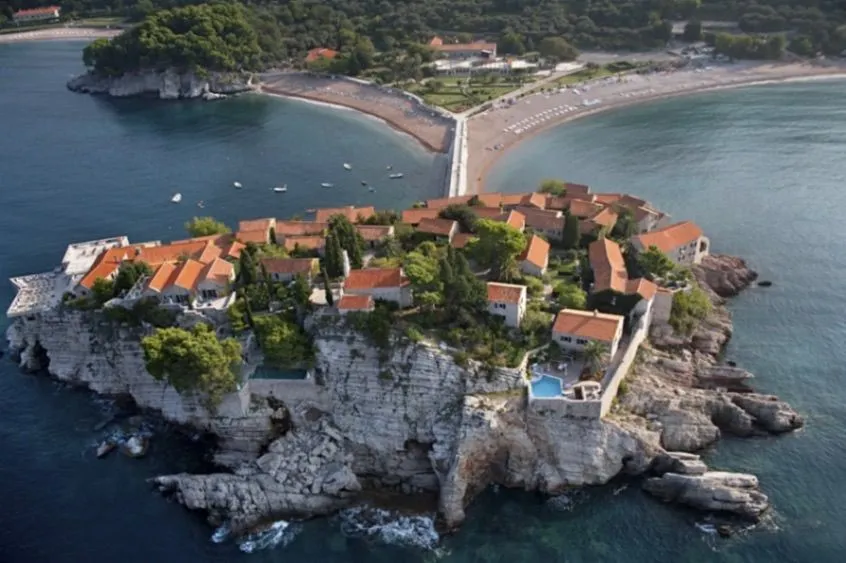 Prodaja, jednosoban stan, 63m², Sveti Stefan, Budva