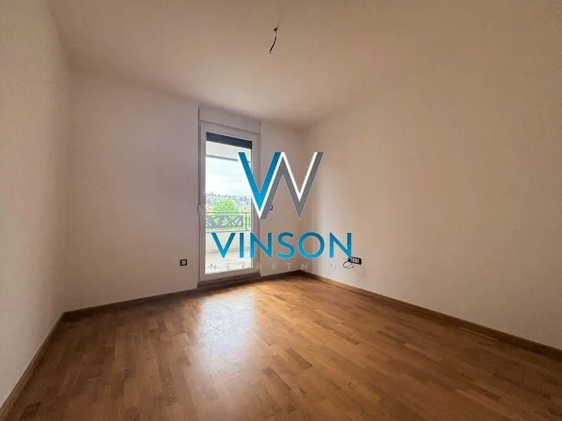 Prodaja, četvorosoban stan, 124m², Sremska Kamenica, Petrovaradin