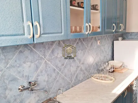 Izdavanje, trosoban stan, 100m², Zagorič, Podgorica - image 4