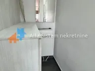 Izdavanje, trosoban stan, 54m², Farmaceutski Fakultet, Voždovac Sve Podlokacije - image 9