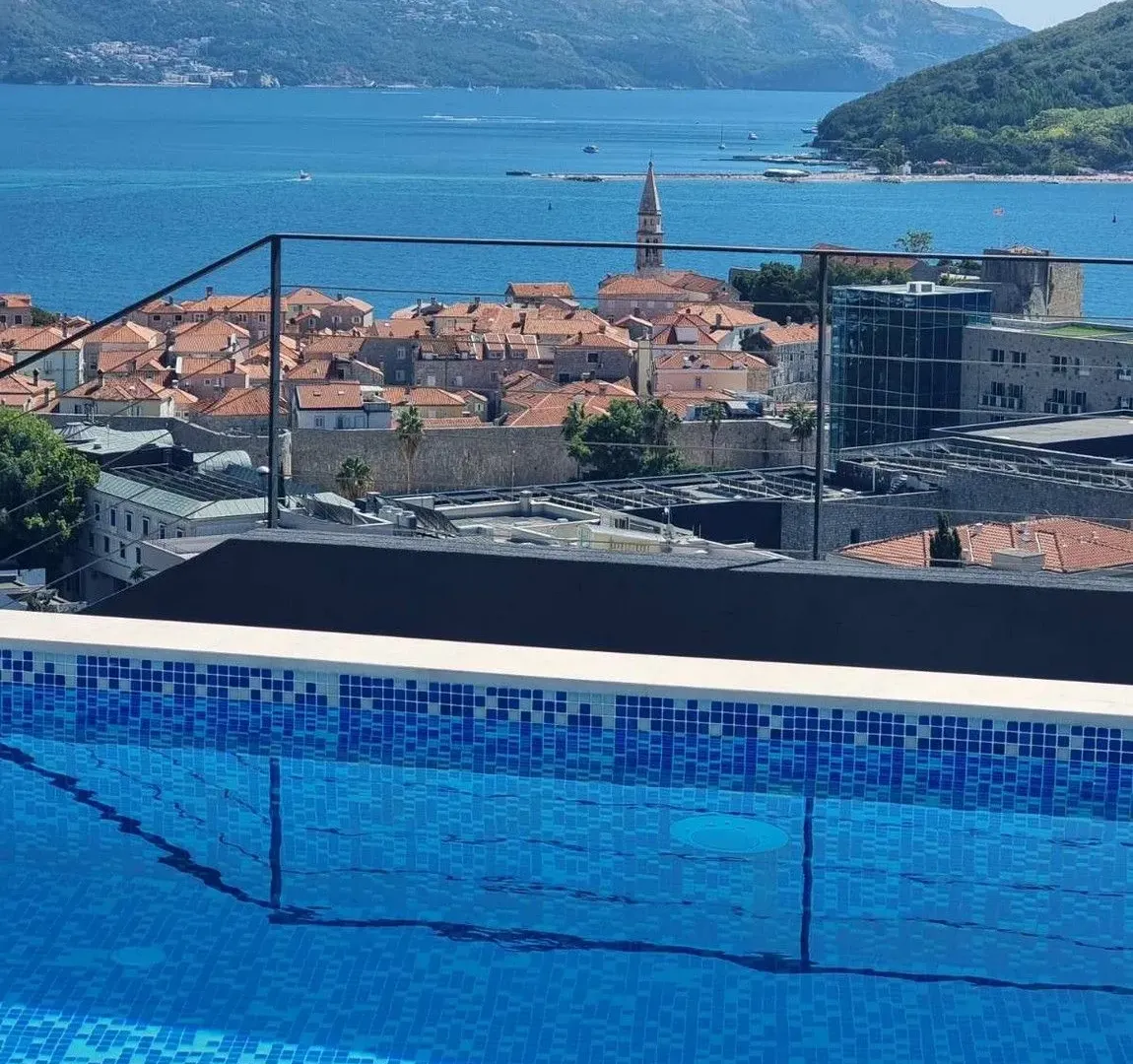 Sale, one bedroom apartment, 64m², Komoševina, Budva