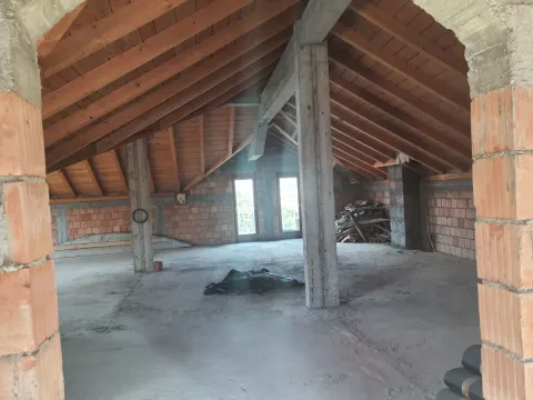 Prodaja, kuća, 300m², Golubac, Srbija - image 12