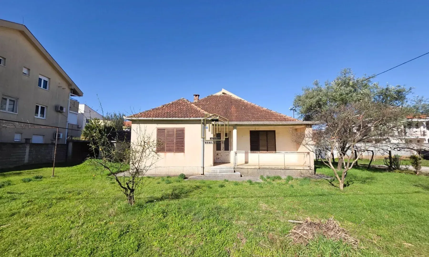 Prodaja, kuća, 120m², Tološi, Podgorica