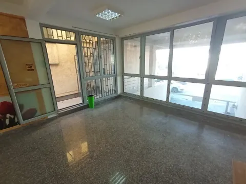 Sale, office space, 27m², Centar, Podgorica - image 5