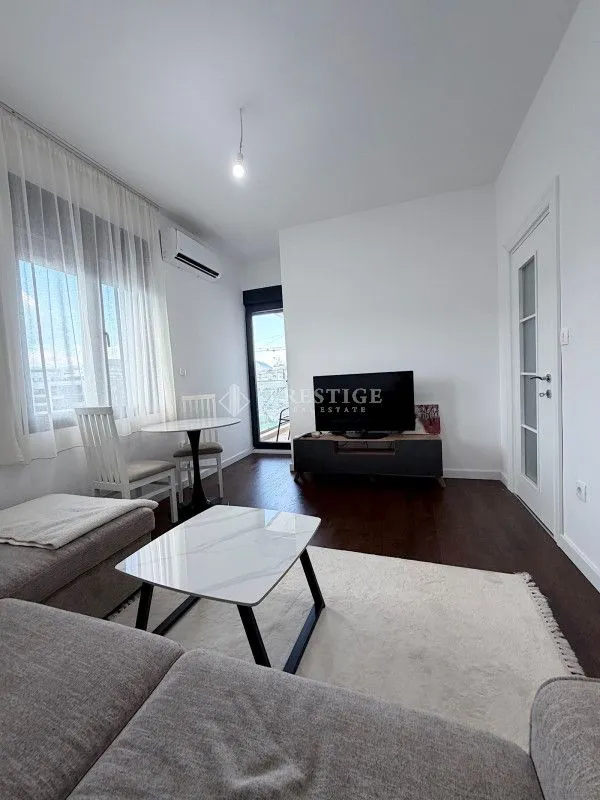 Rent, one bedroom apartment, 38m², 1 maj, Podgorica