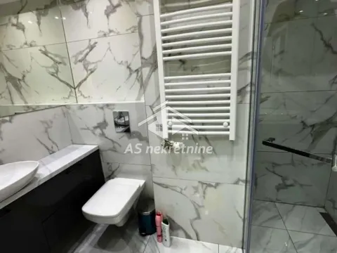 Izdavanje, dvosoban stan, 45m², Crveni Krst, Beograd - image 9