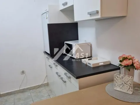 Rent, one bedroom apartment, 35m², Sajam, Novi Sad Sve Podlokacije - image 4