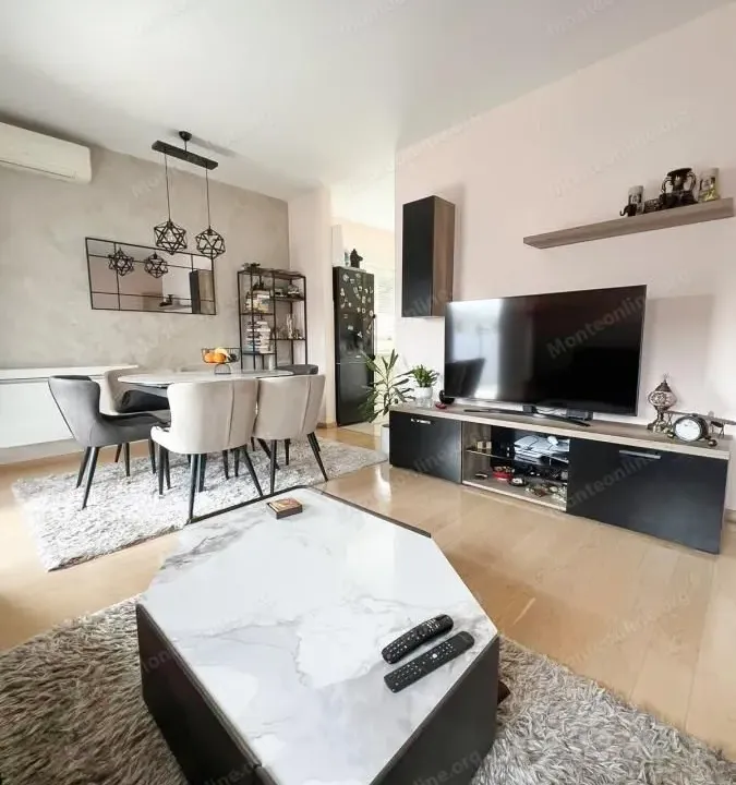 Prodaja, jednosoban stan, 53m², City Kvart, Podgorica