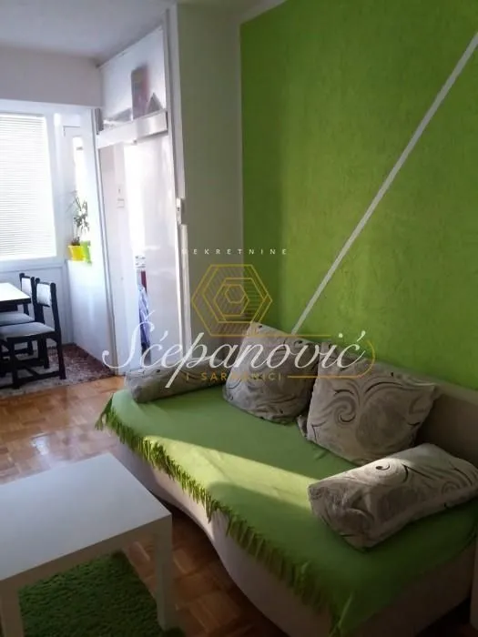 Prodaja, dvosoban stan, 48m², Bulevar Oslobodjenja, Novi Sad Sve Podlokacije