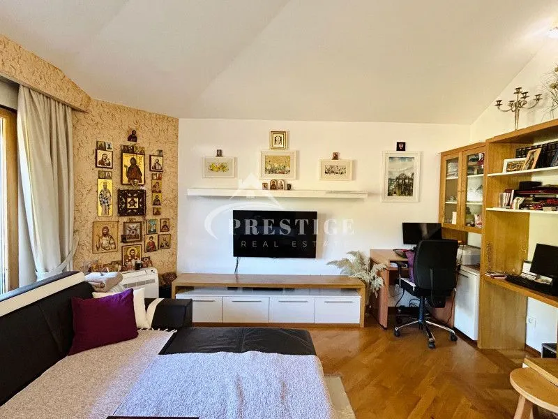 Prodaja, trosoban stan, 136m², Centar, Podgorica