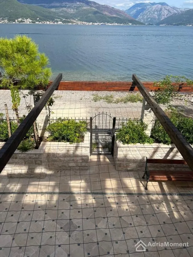 Sale, house, 259m², Krašići, Tivat