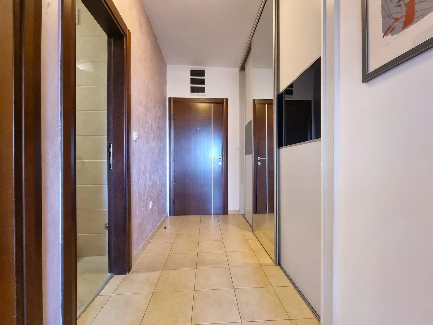 Izdavanje, stan, 90m², Preko Morače, Podgorica