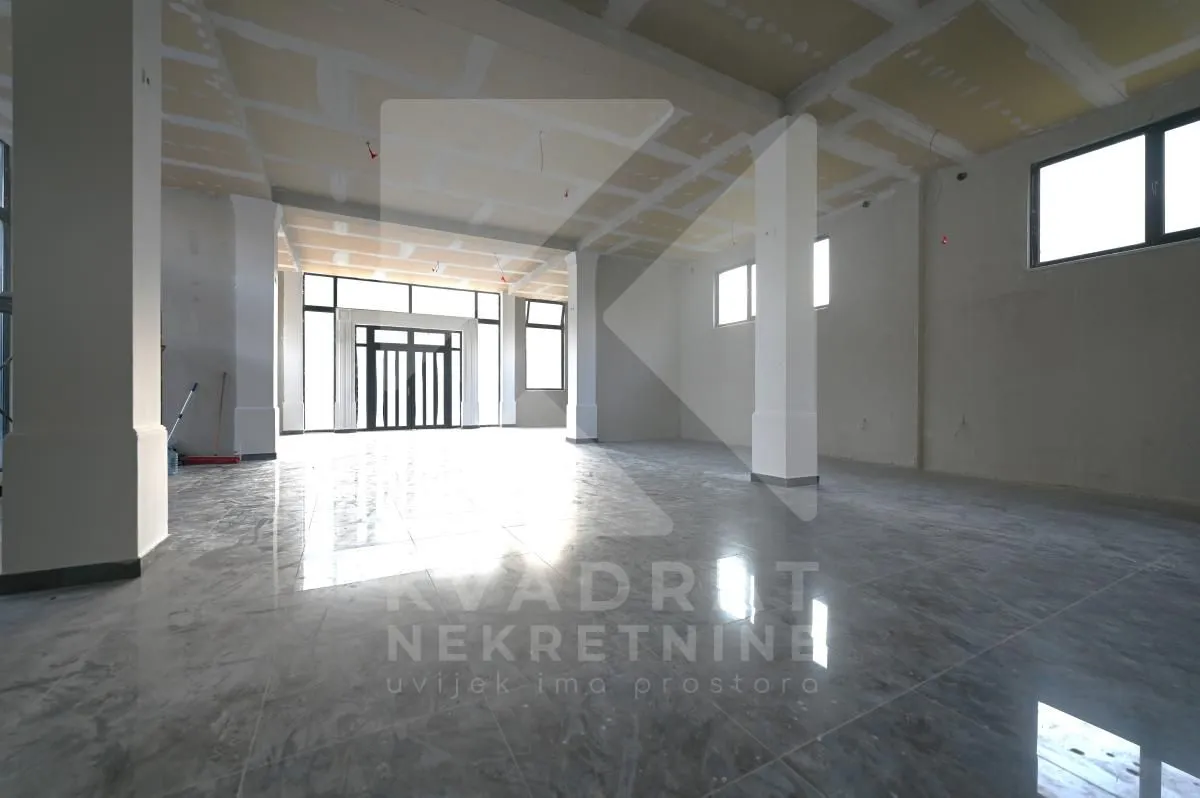 Sale, office space, 1600m², Mareza, Podgorica