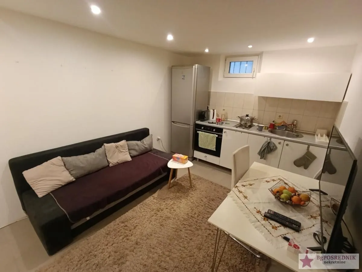 Sale, two bedroom apartment, 38m², Profesorska Kolonija, Palilula Sve Podlokacije
