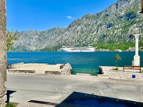 Sale, one bedroom apartment, 42m², Prčanj, Kotor - image 8