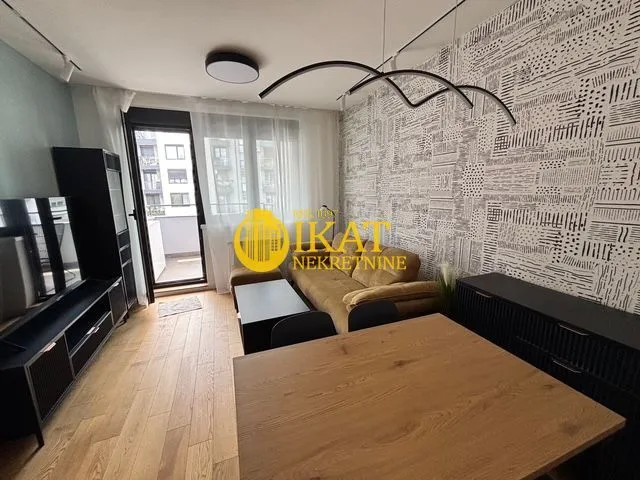 Izdavanje, dvosoban stan, 60m², Lion, Zvezdara Sve Podlokacije