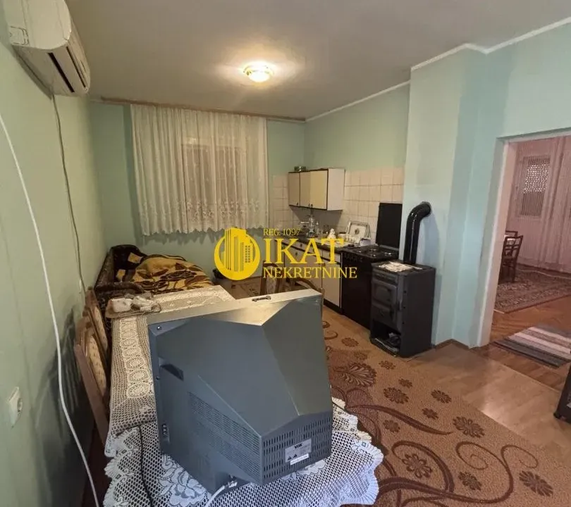 Sale, house, 81m², Titel, Novi Sad