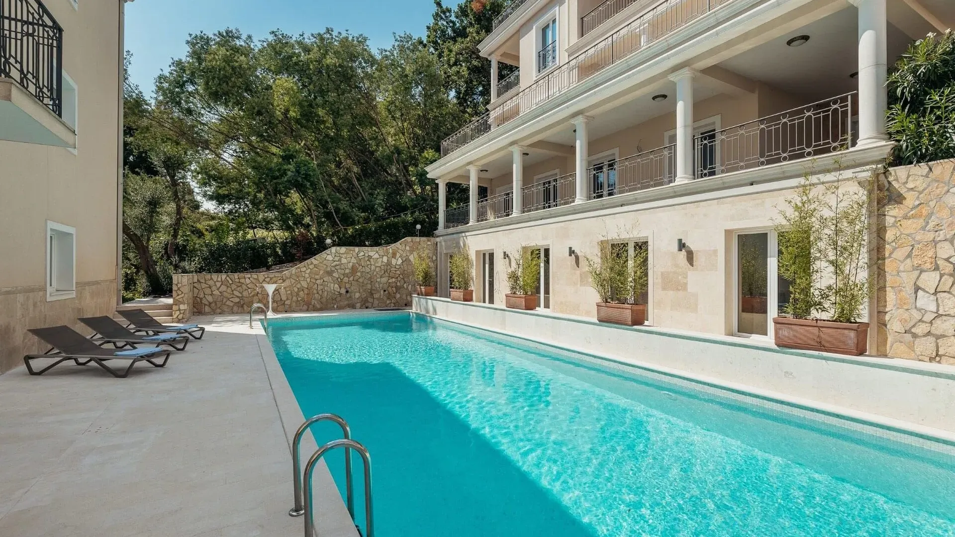 Prodaja, dvosoban stan, 134m², Đenovići, Herceg Novi
