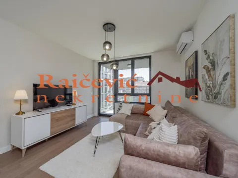 Izdavanje, trosoban stan, 77m², Savski Venac, Beograd - image 2