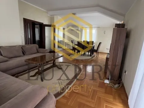 Rent, four bedroom apartment, 100m², Stari Aerodrom, Podgorica - image 9