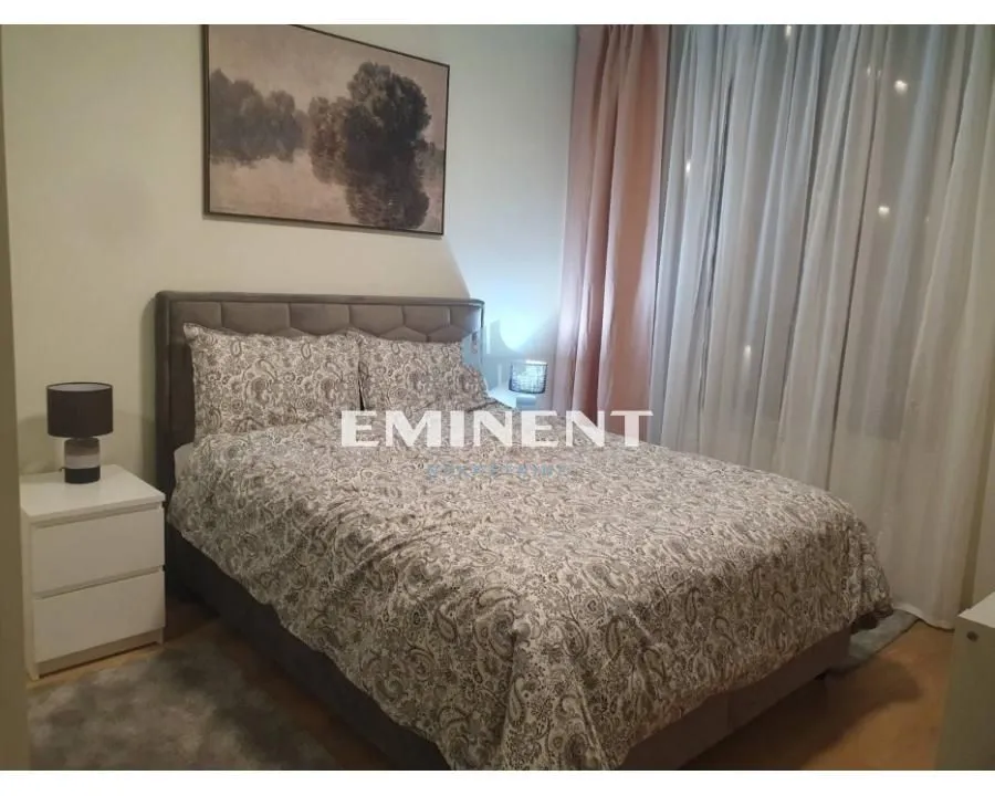 Rent, three bedroom apartment, 72m², Savski Venac, Beograd