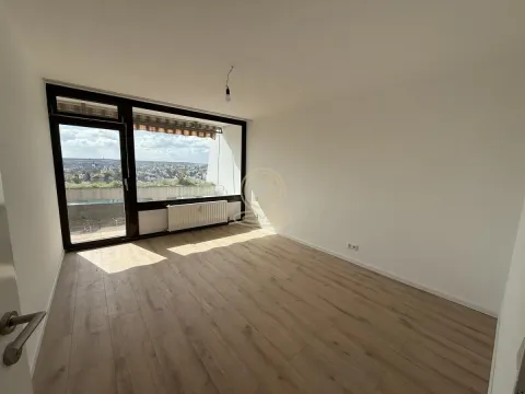 Prodaja, trosoban stan, 96m², Stari grad, Novi Sad - image 3
