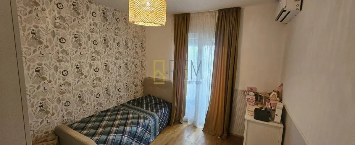 Prodaja, dvosoban stan, 70m², Stari Aerodrom, Podgorica