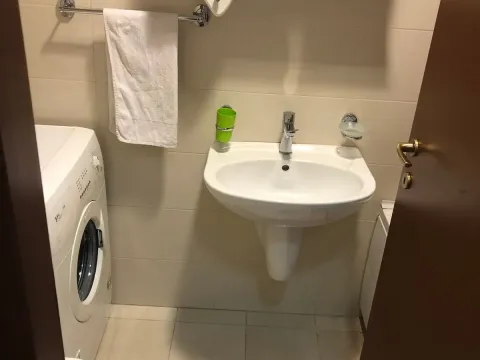 Rent, studio apartment, 33m², City Kvart, Podgorica - image 9