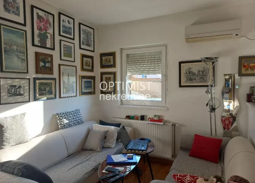 Prodaja, trosoban stan, 45m², Zvezdara Sve Podlokacije, Beograd