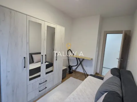 Izdavanje, dvosoban stan, 68m², Stara Varoš, Podgorica - image 7