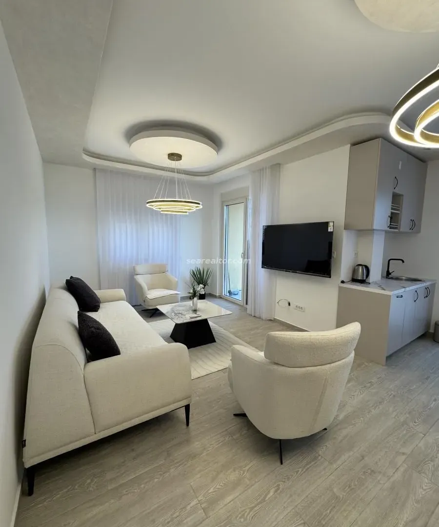 Sale, two bedroom apartment, 74m², Bečići, Budva