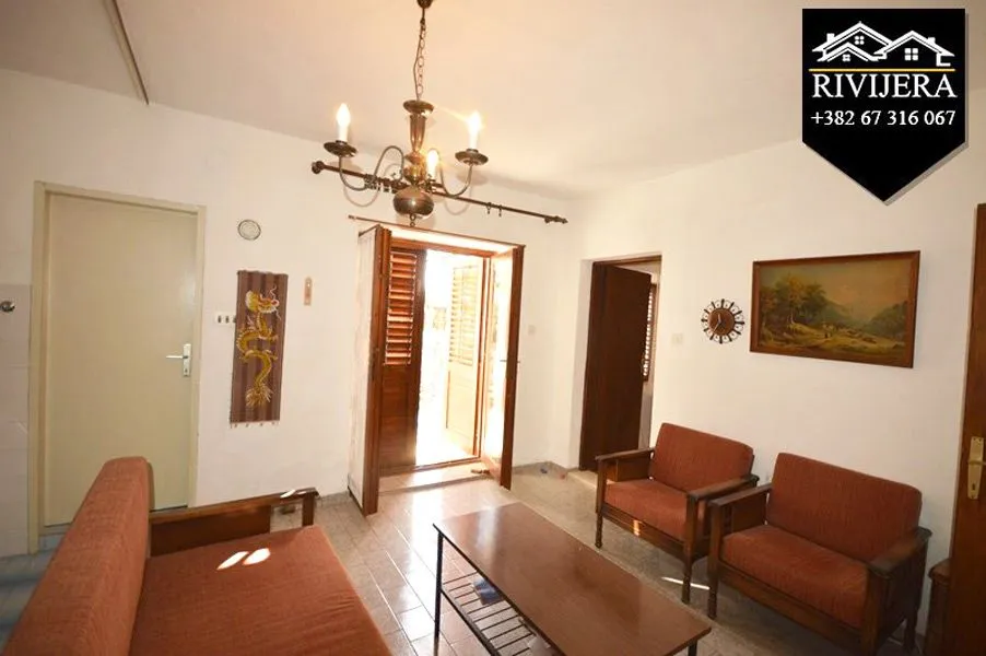 Prodaja, dvosoban stan, 54m², Centar, Herceg Novi