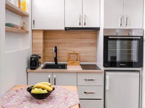 Izdavanje, dvosoban stan, 40m², Mažina, Tivat - image 2