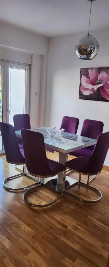 Rent, two bedroom apartment, 75m², Centar, Tivat