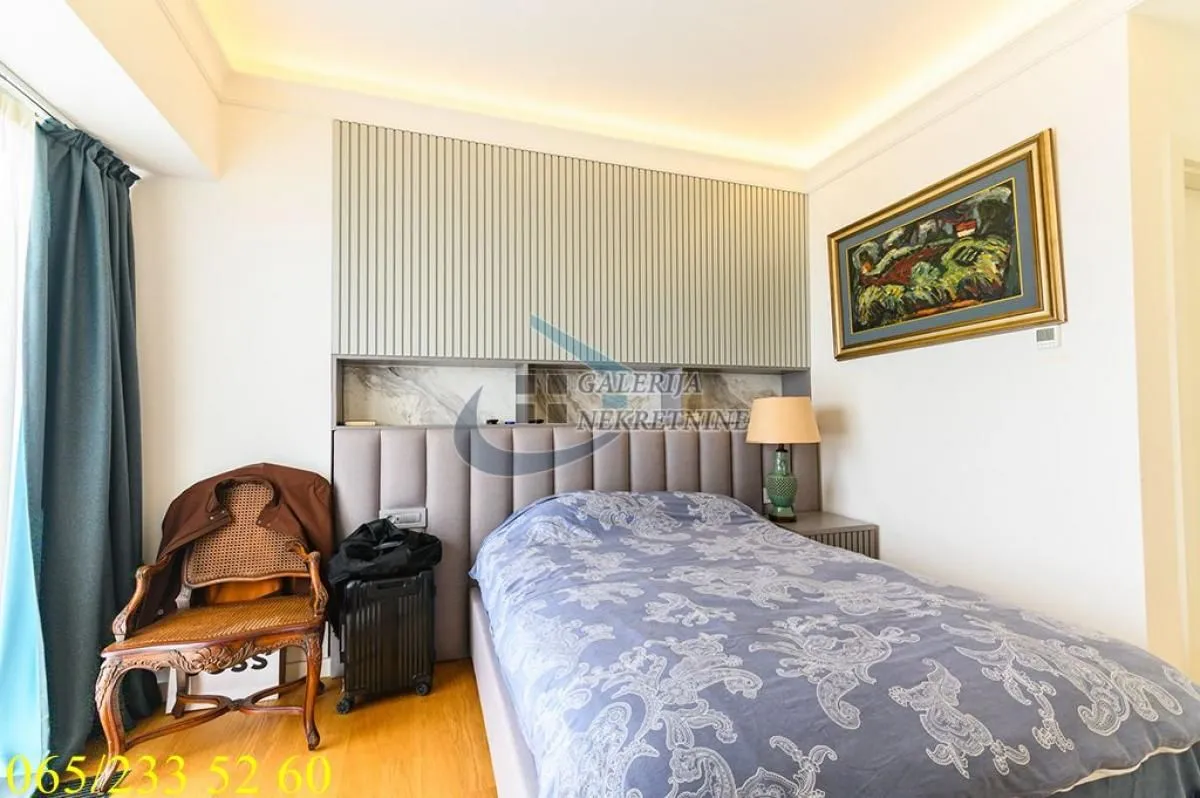 Prodaja, trosoban stan, 95m², Novi Beograd Blok 65, Novi Beograd Sve Podlokacije