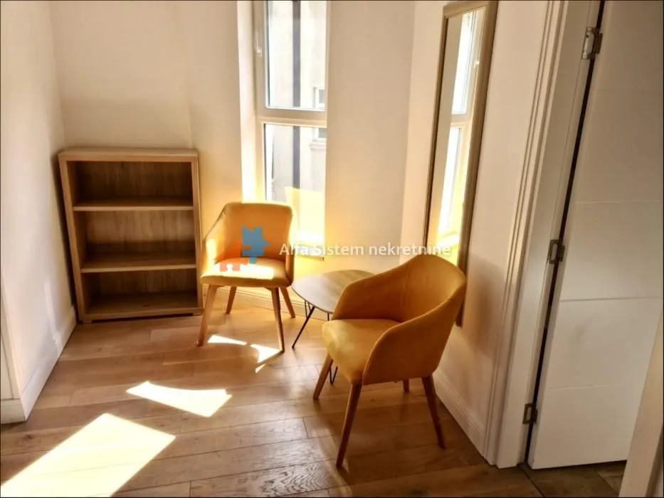 Izdavanje, dvosoban stan, 70m², Vračar Hram, Vračar Sve Podlokacije