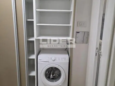 Izdavanje, dvosoban stan, 56m², Novi Beograd Blok 28, Novi Beograd Sve Podlokacije - image 3