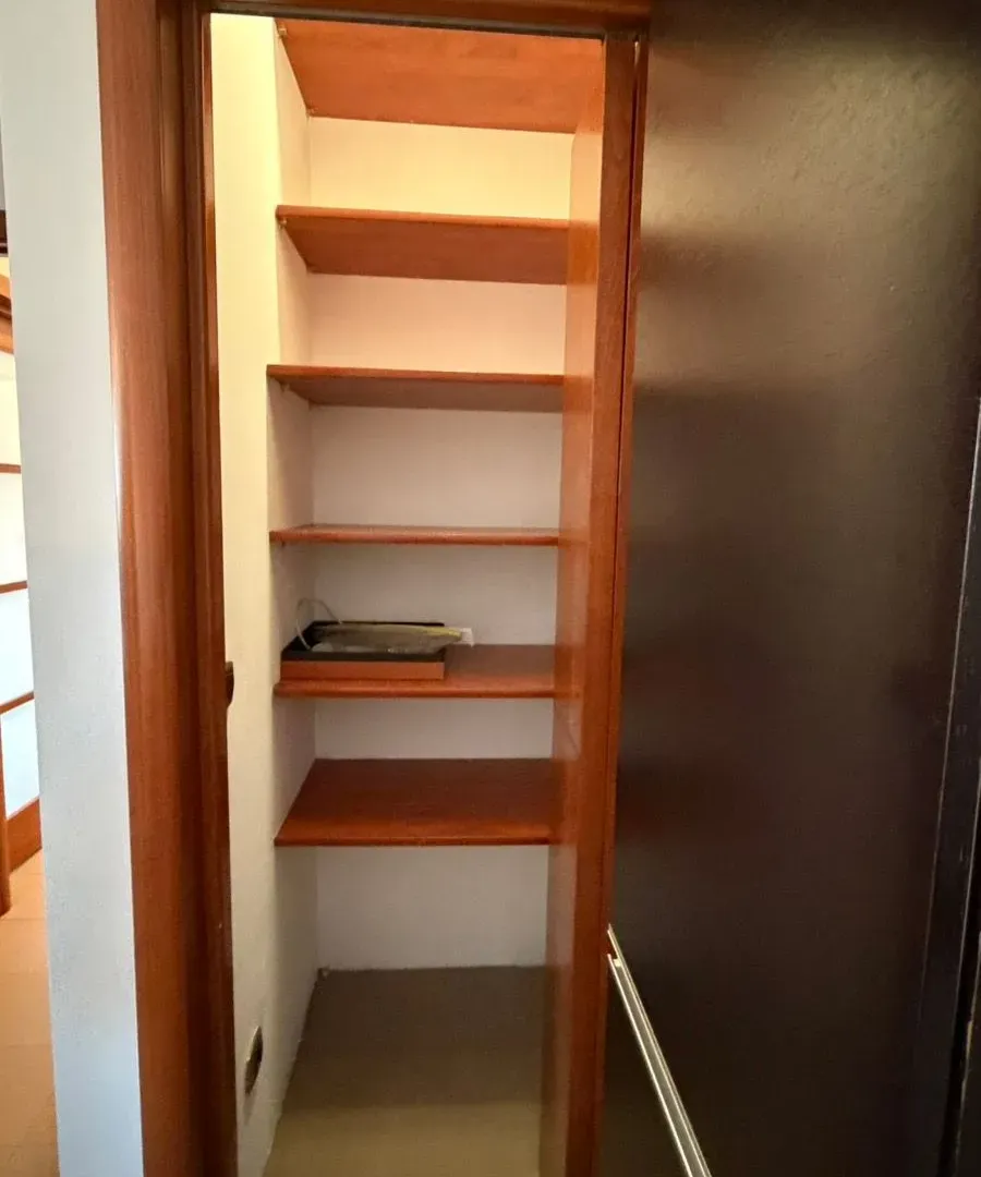 Prodaja, dvosoban stan, 84m², Centar, Podgorica