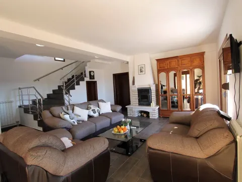 Sale, house, 392m², Prijeradi, Kotor - image 17