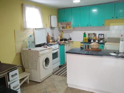 Sale, house, 130m², Taraš, Zrenjanin - image 13