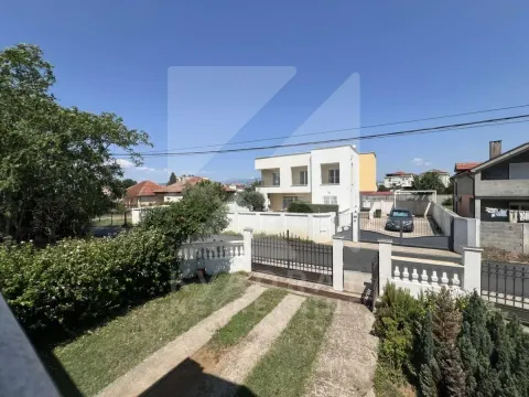 Rent, house, 140m², Zabjelo, Podgorica - image 13