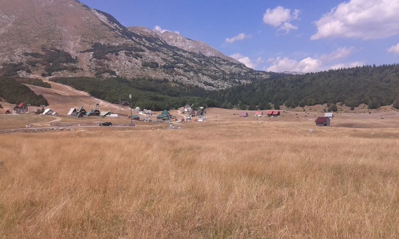 Prodaja, plac, 857m², Motički gaj, Žabljak