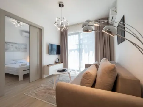 Prodaja, jednosoban stan, 47m², Bečići, Budva - image 9