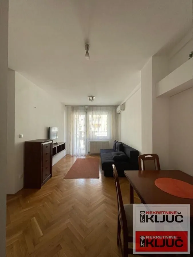 Izdavanje, jednosoban stan, 41m², Nova Detelinara, Novi Sad Sve Podlokacije